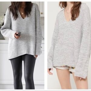 URBAN OUTFITTERS | Victoria V Neck Oversized Sweater